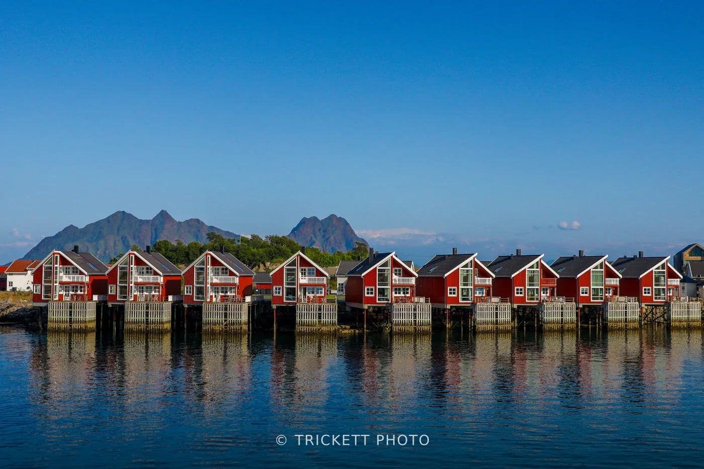 Mt. Tjeldbergtind Hike & Svolvær